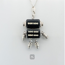 画像をギャラリービューアに読み込む, mini Robot charm No.11【TEFTART 】