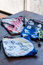 画像をギャラリービューアに読み込む, 信玄袋 - めぐり狐 紺色 -