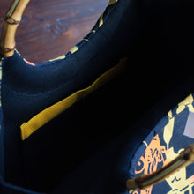 画像をギャラリービューアに読み込む, トートバッグ - 骨董屋 -