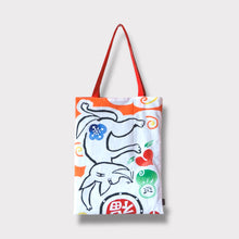画像をギャラリービューアに読み込む, トートバッグ - 手拭い  踊る狐と猫 -
