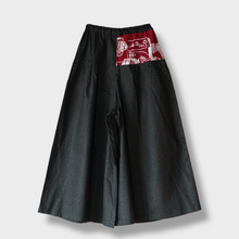 画像をギャラリービューアに読み込む, ガウチョパンツ - 喫茶店・赤 - size M