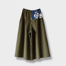 画像をギャラリービューアに読み込む, ガウチョパンツ - くま出没・紺 - size M