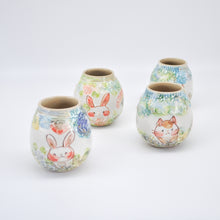 画像をギャラリービューアに読み込む, ミニ花器 -(うさぎさんとネコちゃん)