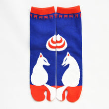 画像をギャラリービューアに読み込む, 足袋靴下 - 狛狐