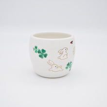 画像をギャラリービューアに読み込む, 胴〆湯呑み - ウサギとてんとう虫