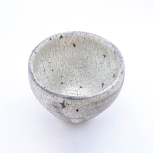 画像をギャラリービューアに読み込む, .ぐい呑 裂粉引き