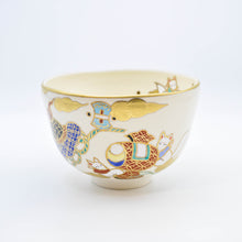 画像をギャラリービューアに読み込む, .キツネ抹茶碗  - 宝尽くし -