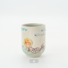 画像をギャラリービューアに読み込む, 湯呑み - 花と人魚
