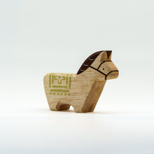 画像をギャラリービューアに読み込む, 積み木うま
