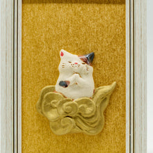 画像をギャラリービューアに読み込む, 金雲猫仏　(額縁)
