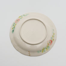 画像をギャラリービューアに読み込む, 花咲くワンコの小皿 -

