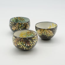 画像をギャラリービューアに読み込む, ぐい呑 - ミモザ - 黒
