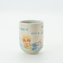 画像をギャラリービューアに読み込む, 湯呑み - 花と人魚
