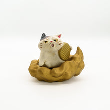 画像をギャラリービューアに読み込む, 爆速　金運招き猫（三毛猫）
