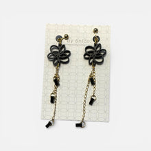 画像をギャラリービューアに読み込む, by.onico イヤリング
